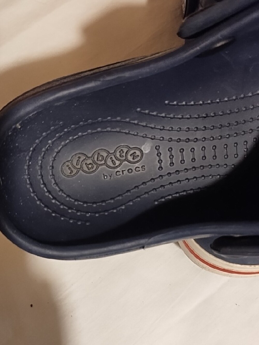 Kids Navy Casual Slip-On Clogs Good Condition Size 8. - Picture 2 of 8